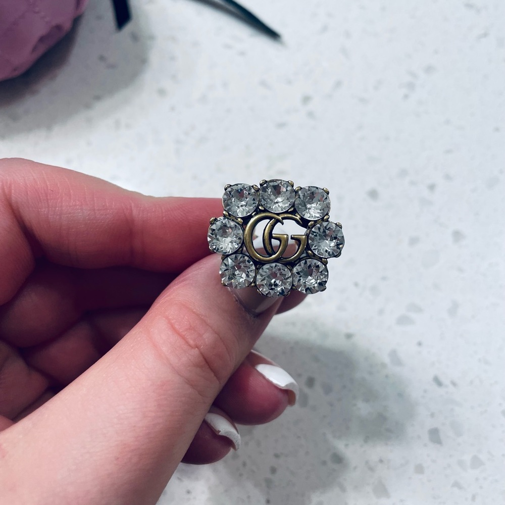 Beautiful Gucci ring for sale